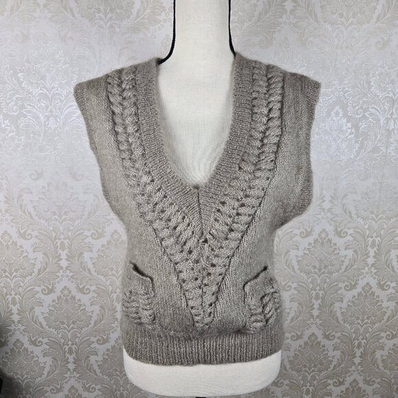 Buffalo David Bitton Size Medium Tan Knit Sweater Vest Front Pockets Pullover - Picture 1 of 13